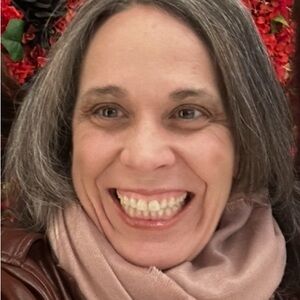 Meet your Posher, Stefany lee